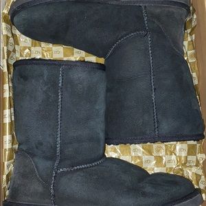 UGG classic short boots
